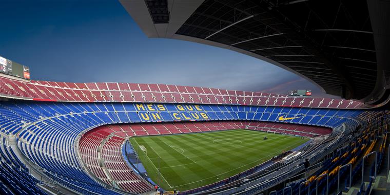Barcelona acusado de pagar 1,4 milhões ao vice-presidente dos árbitros