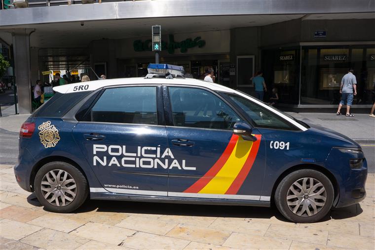 Mulher detida em Saragoça por esfaquear ex-companheiro até à morte