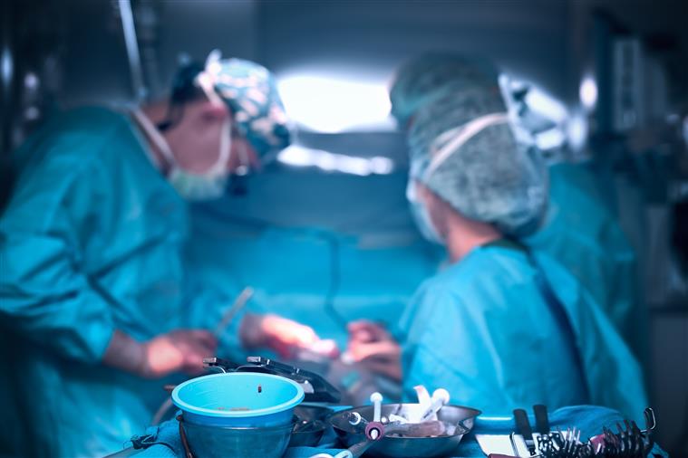 Médico amputa pénis a doente após diagnóstico errado de tumor