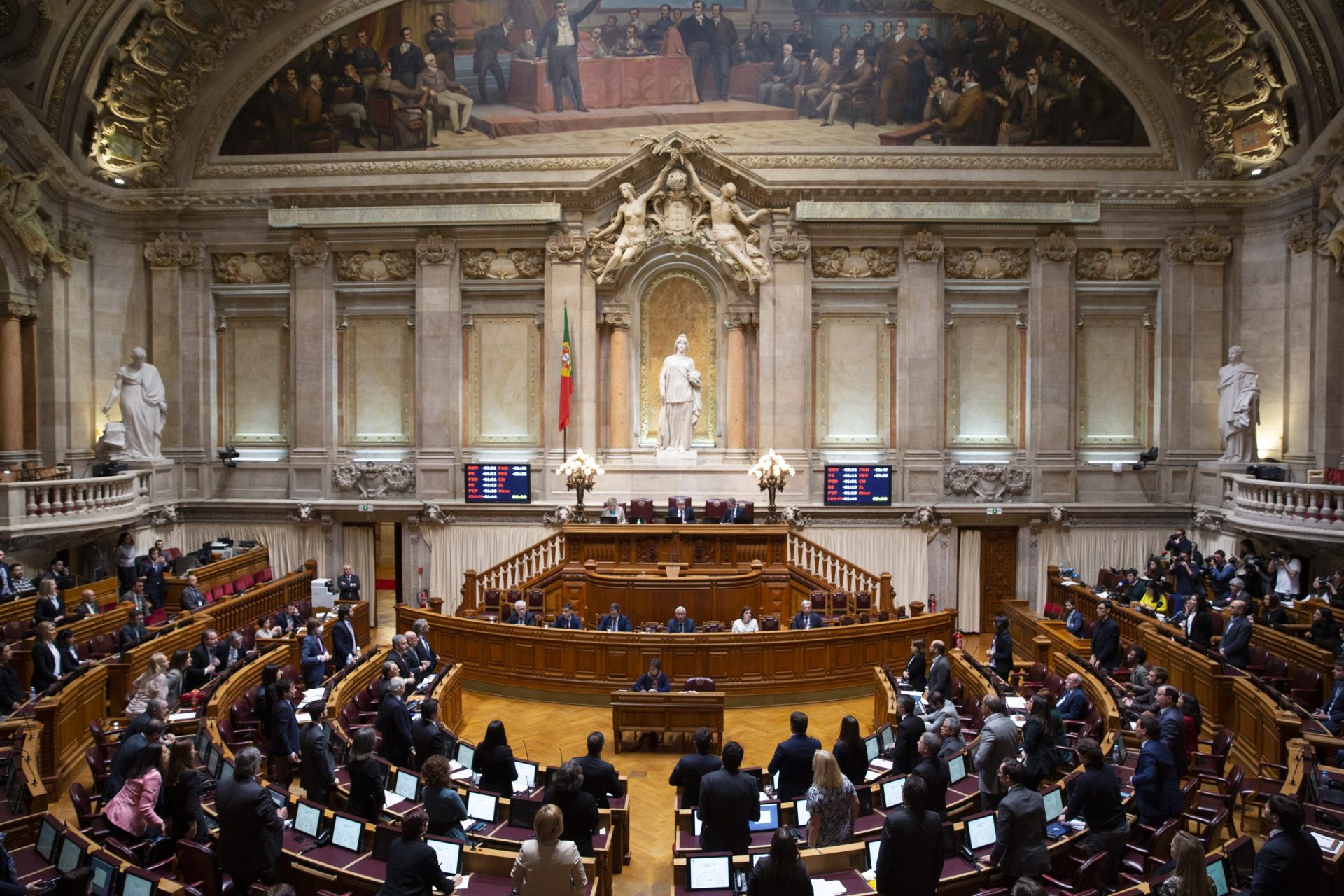 Parlamento chumba criação de círculo nacional de compensação nas legislativas