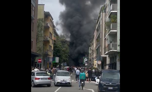 Camião explode no centro de Milão e obriga a evacuação de escola | VÍDEO