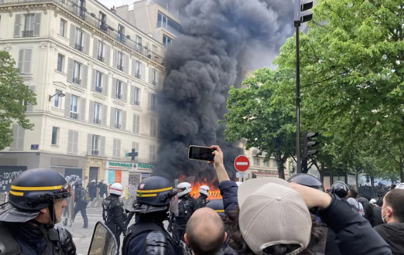 Mais de 200 pessoas detidas nas manifestações do Dia do Trabalhador em França