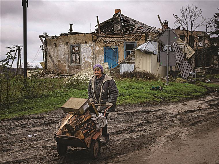 Ataques russos deixaram quase 200 mil famílias ucranianas sem luz