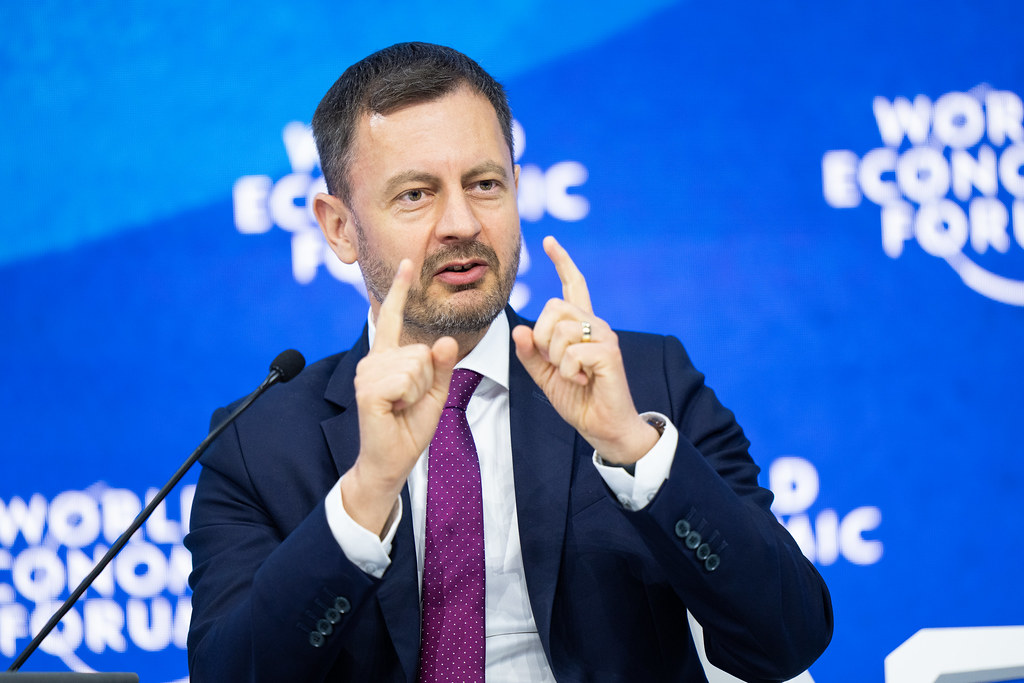 Primeiro-ministro da Eslováquia apresentou demissão