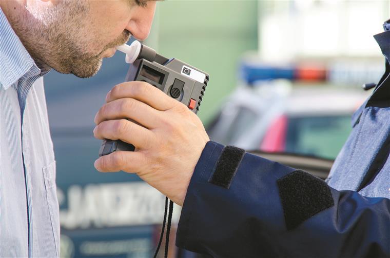 Camionista português apanhado a conduzir com taxa de álcool 8 vezes superior ao limite