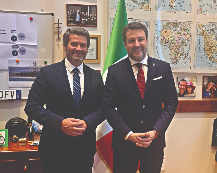 Ventura acerta agulhas com Salvini