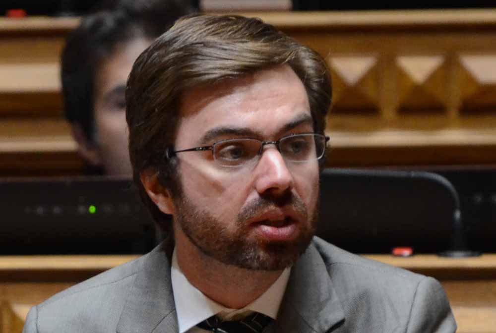 CDS: João Almeida não é candidato