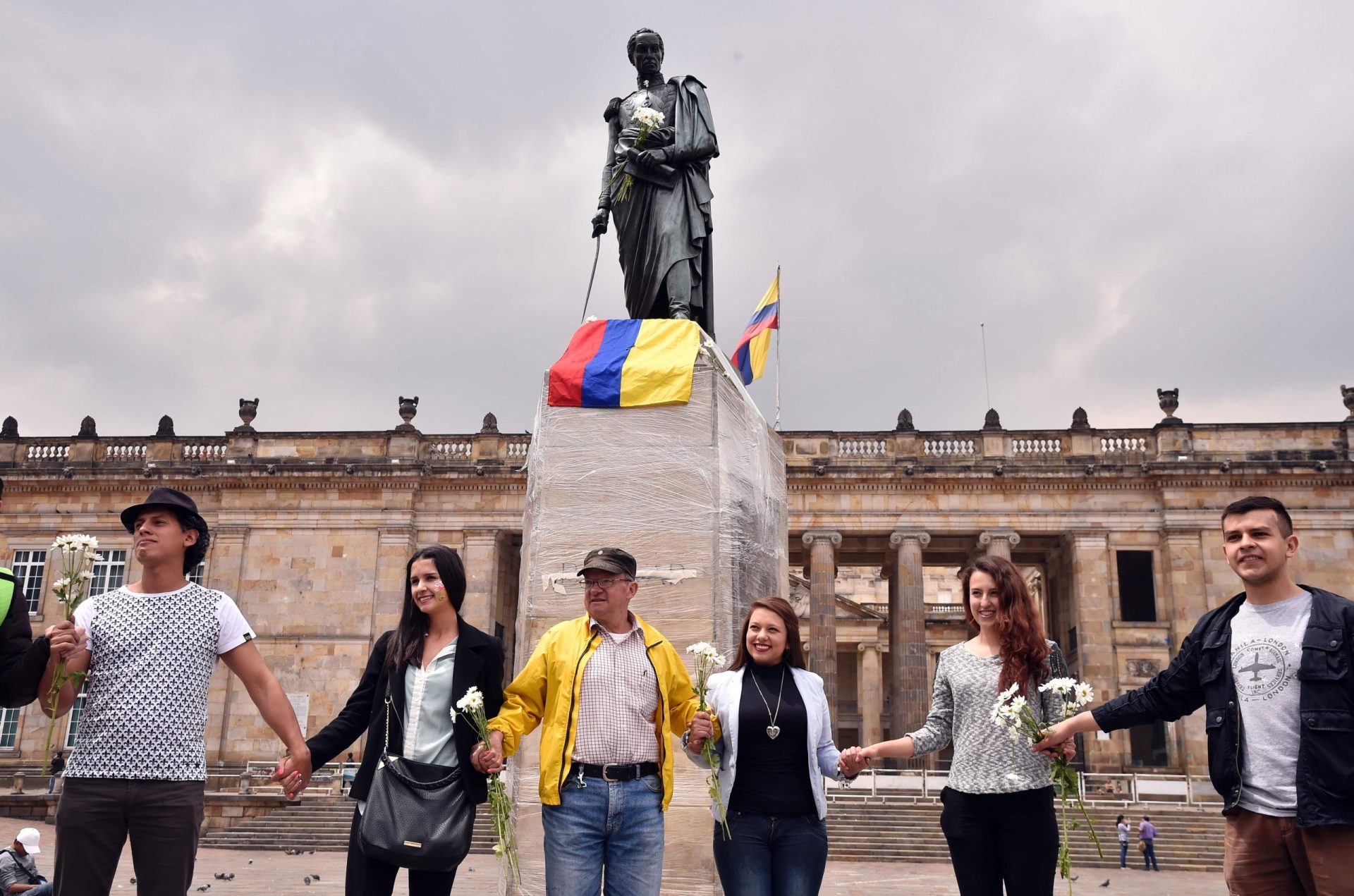 Colômbia. Nobel da paz para curar ressaca do referendo