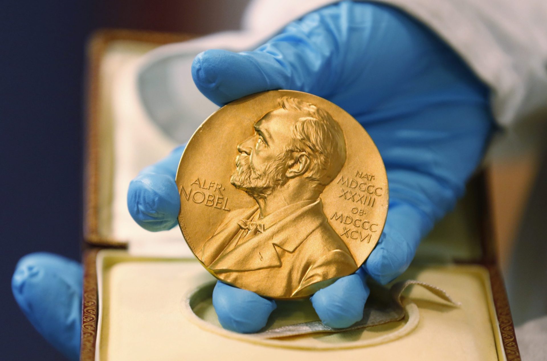 Oliver Hart e Bengt Holmström vencem Nobel da economia