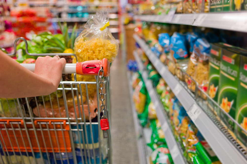 Supermercado. Portugueses compram menos produtos mas gastam mais