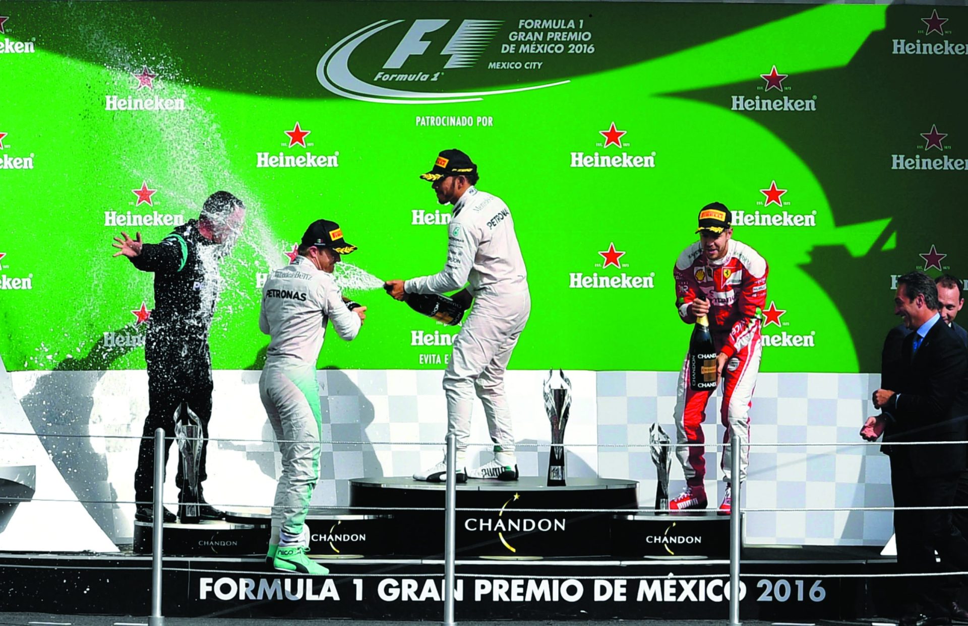 GP do México: cowboys do asfalto ofuscam luta pelo título mundial