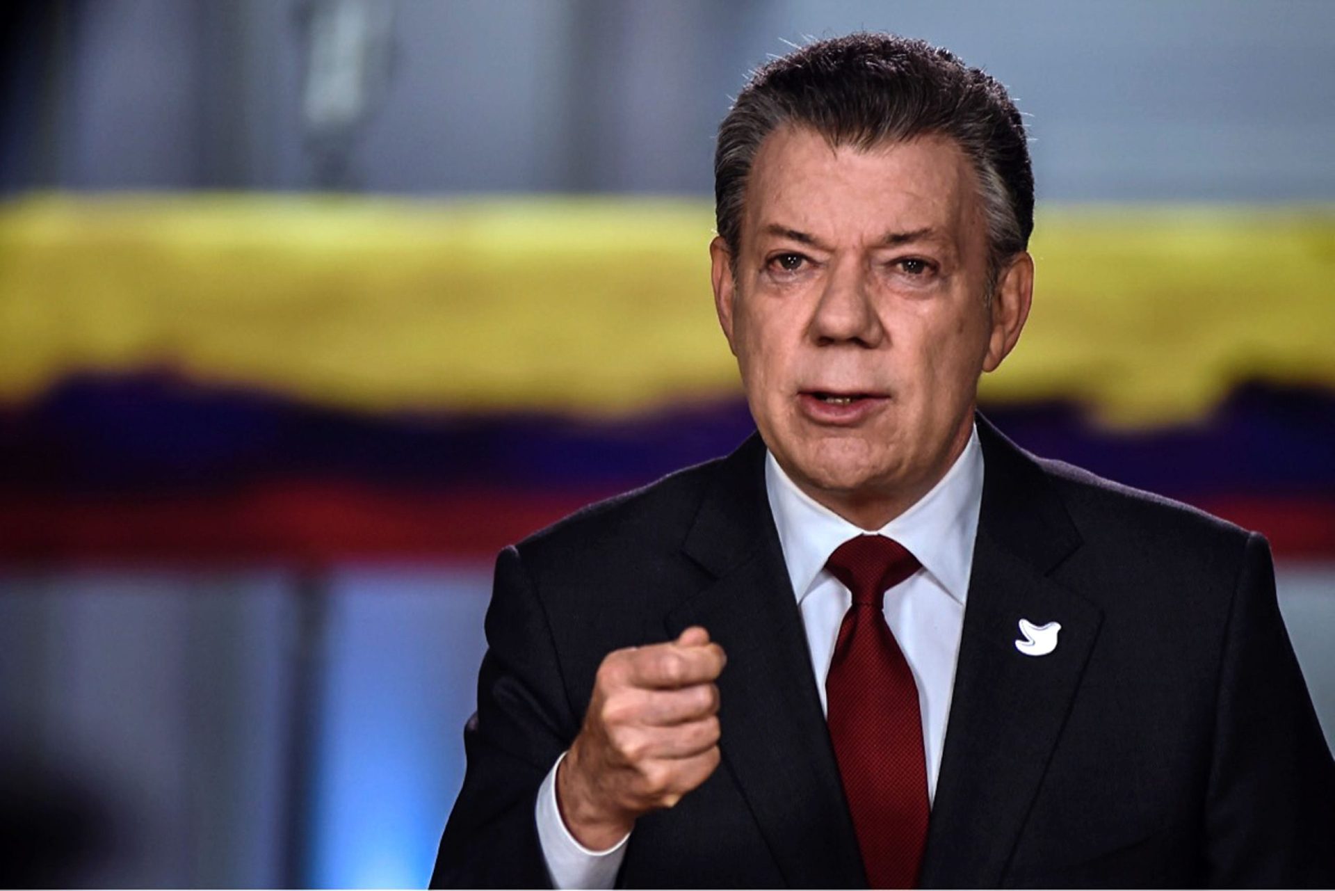 Colômbia. Novo acordo de paz com as FARC vai mesmo ao Congresso