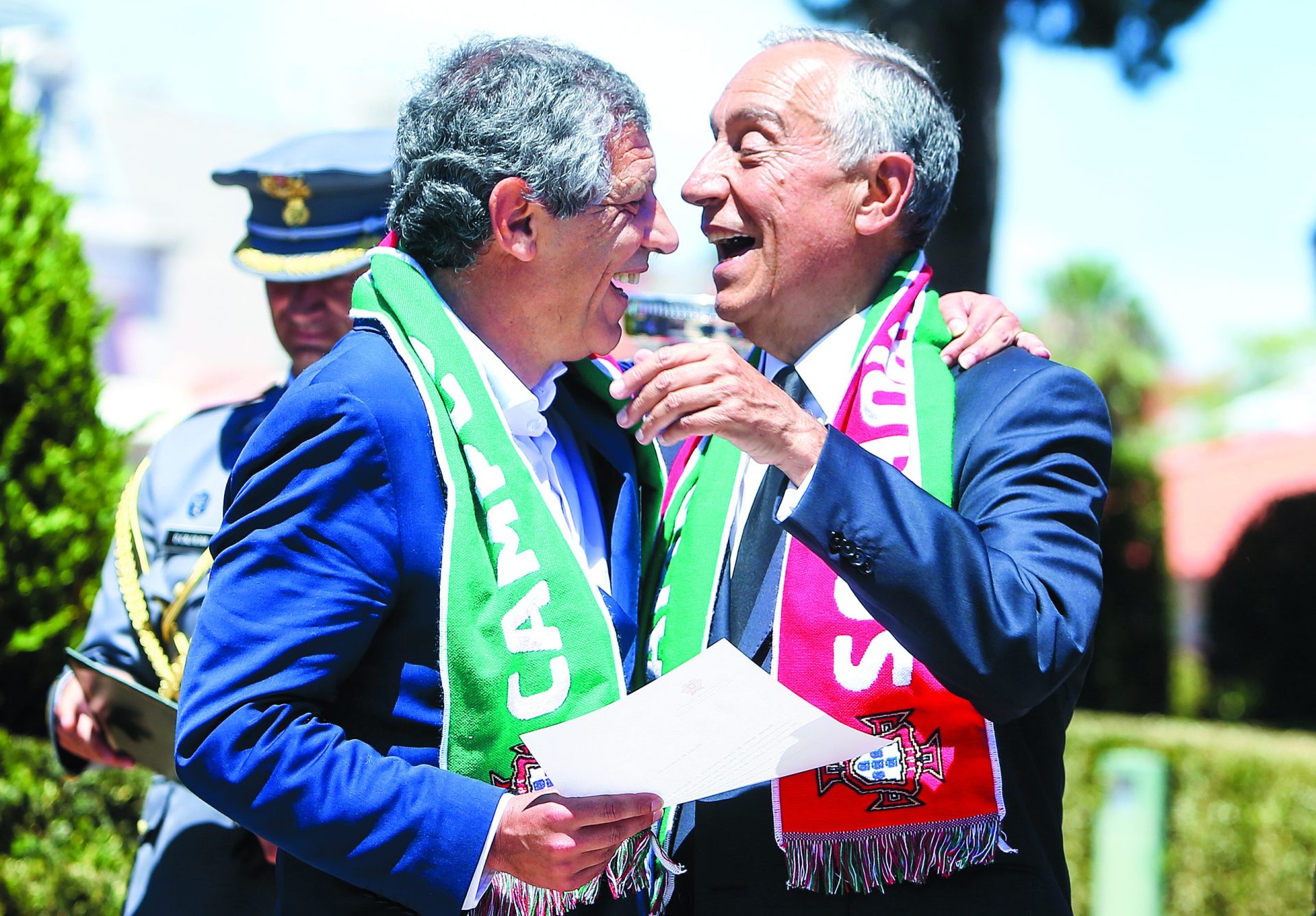 Fernando Santos entre os candidatos a melhor treinador do ano