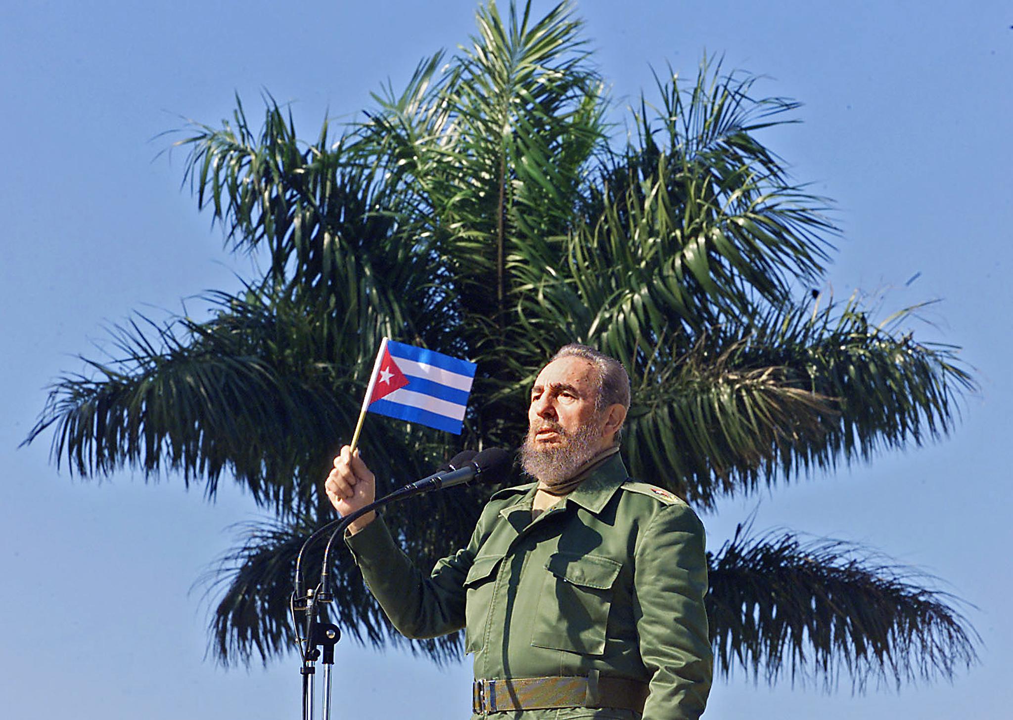 Governo português lamenta morte de Fidel