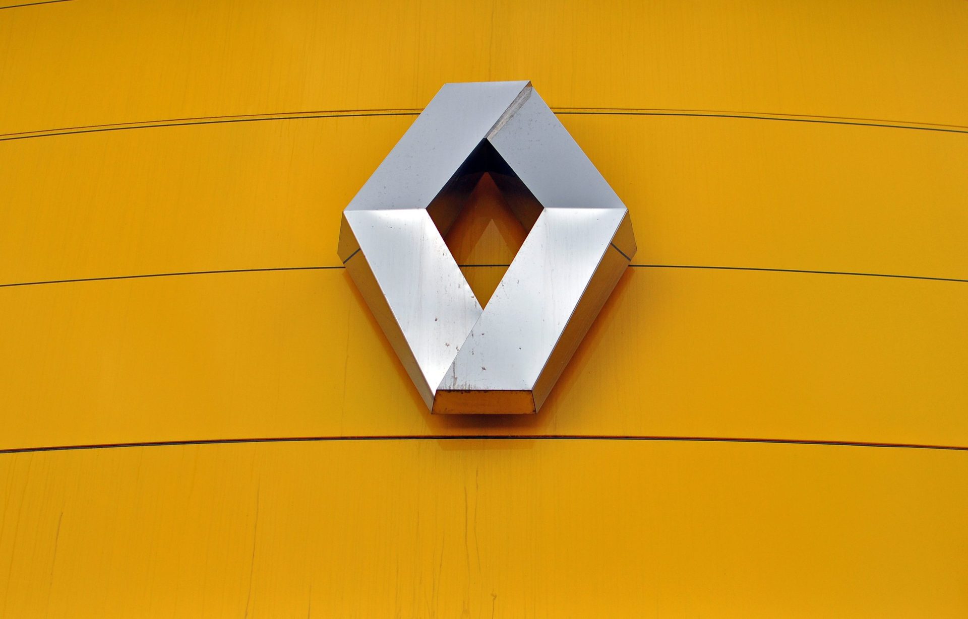 Renault nega ter cometido fraude com emissões poluentes