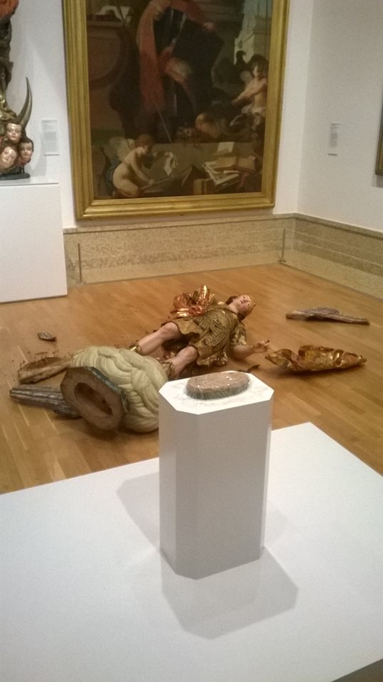 Visitante destrói escultura no Museu Nacional de Arte Antiga