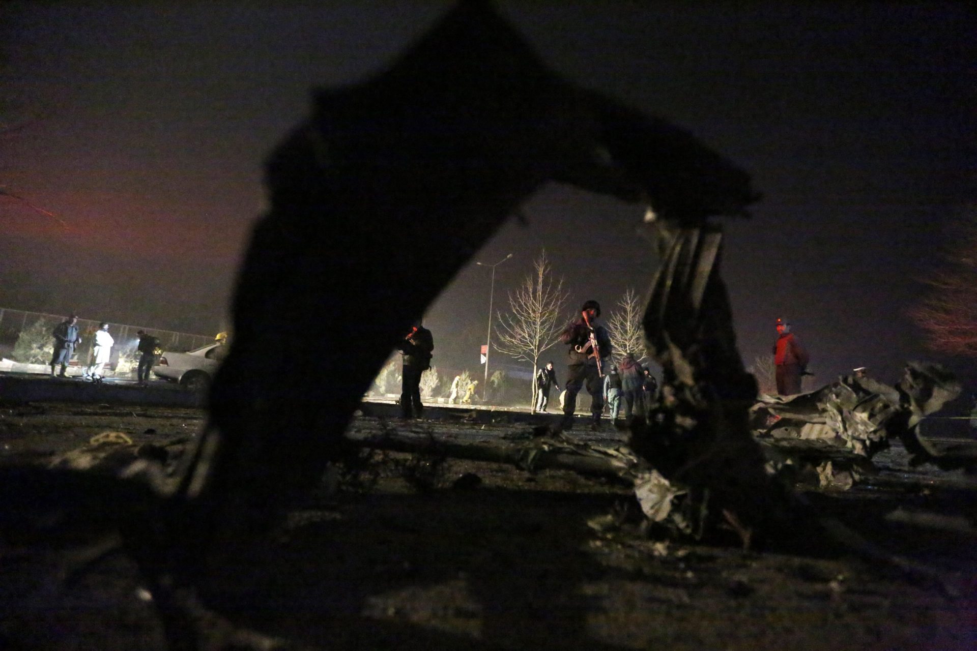 Ataque suicida em Cabul provoca pelo menos quatro mortos