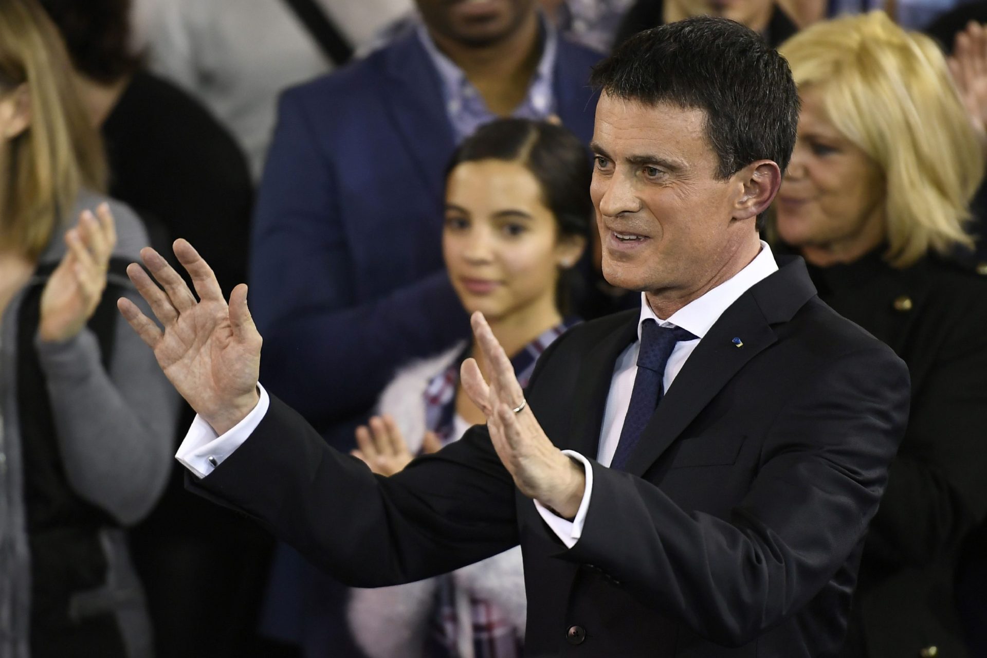 França. Valls quer reconciliar a esquerda irreconciliável