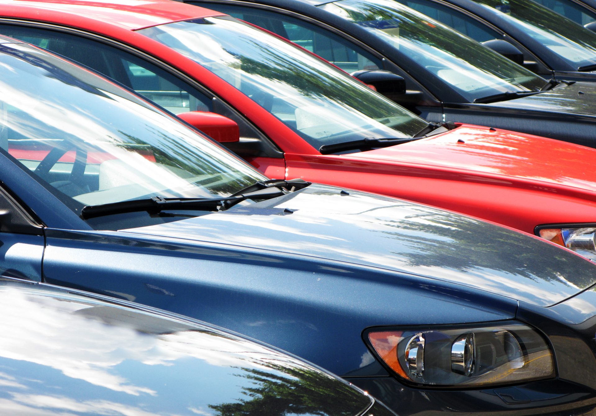 Vendas de automóveis subiram 16,3%