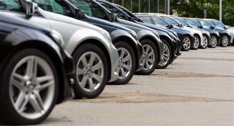 Carros: Vendas devem crescer 6% em 2016