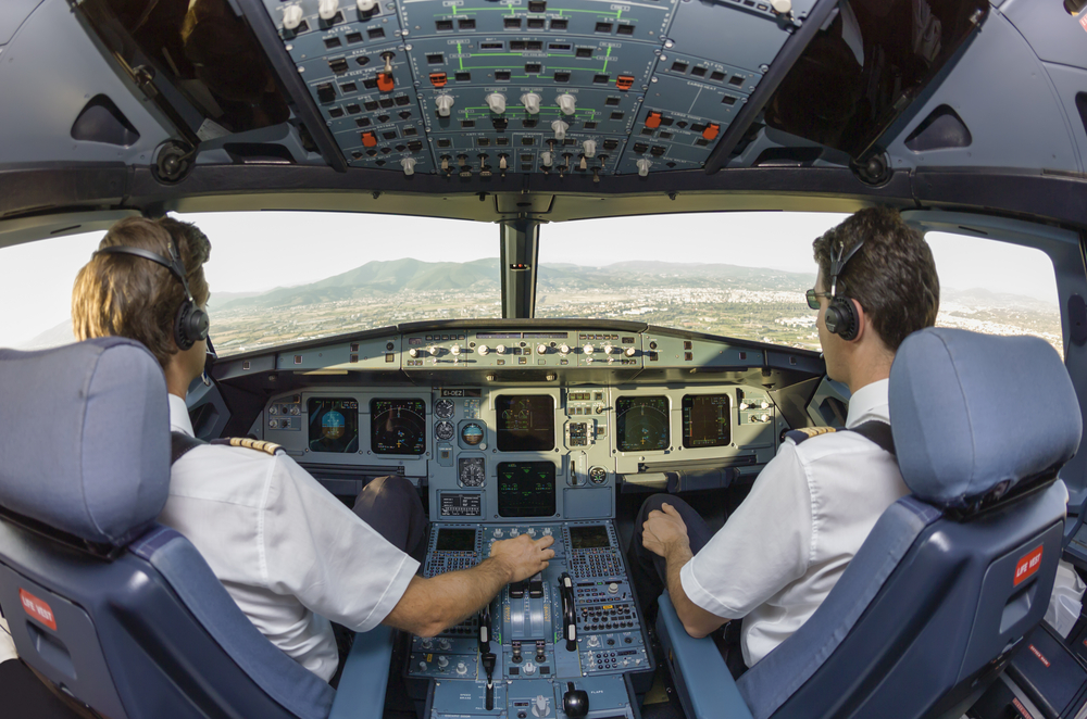 Os piores segredos dos pilotos e das hospedeiras