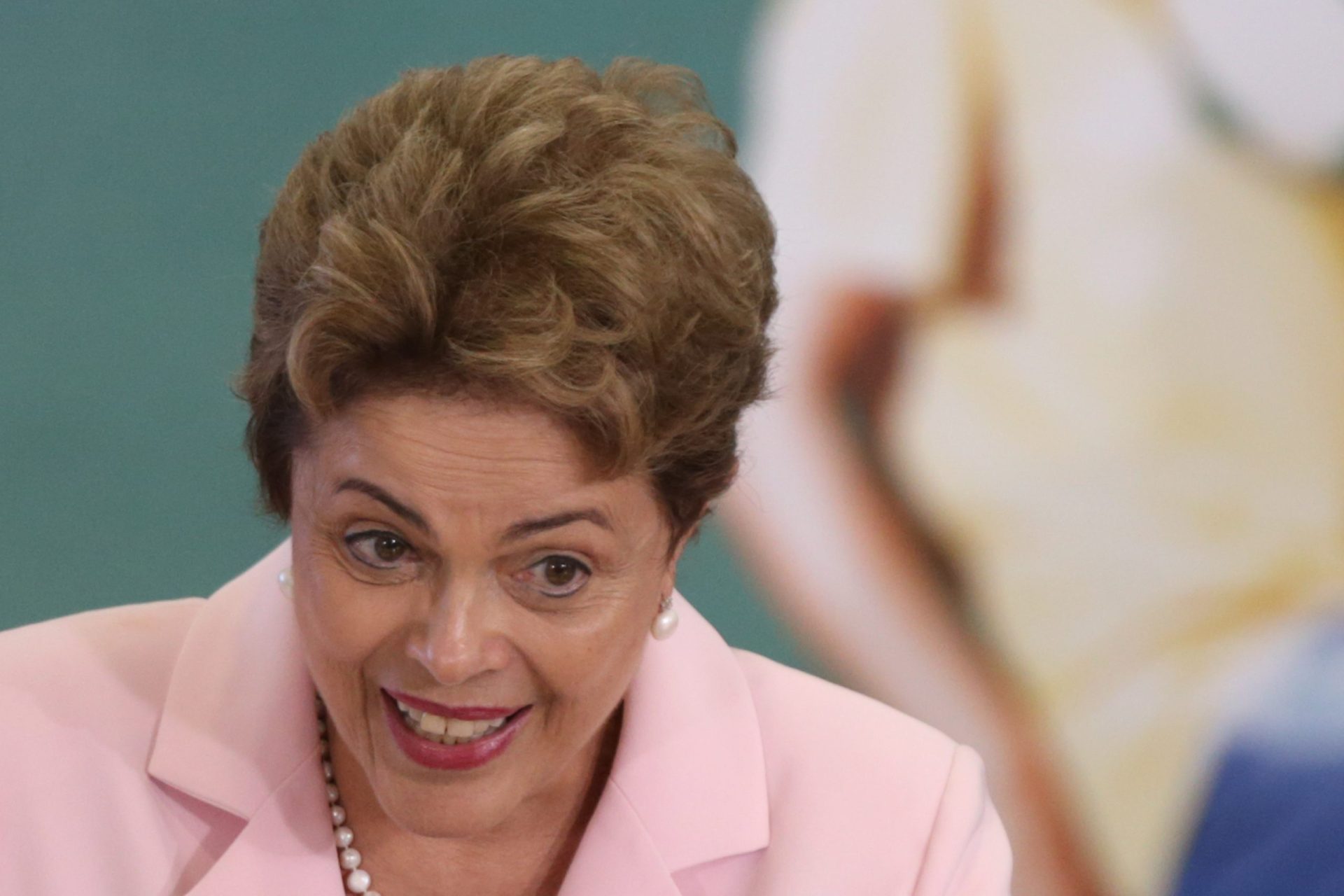 Brasil: Número de manifestantes anti-Dilma cresce, mas continuam a ser a elite