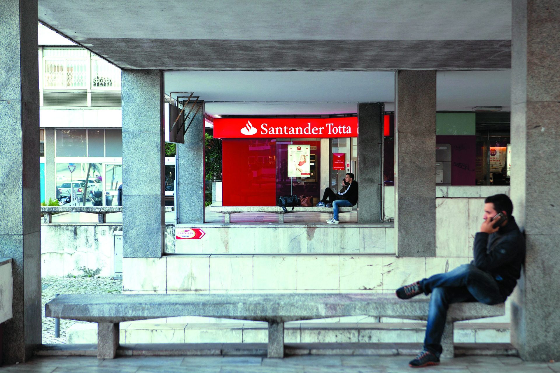 Santander vai leiloar 130 imóveis