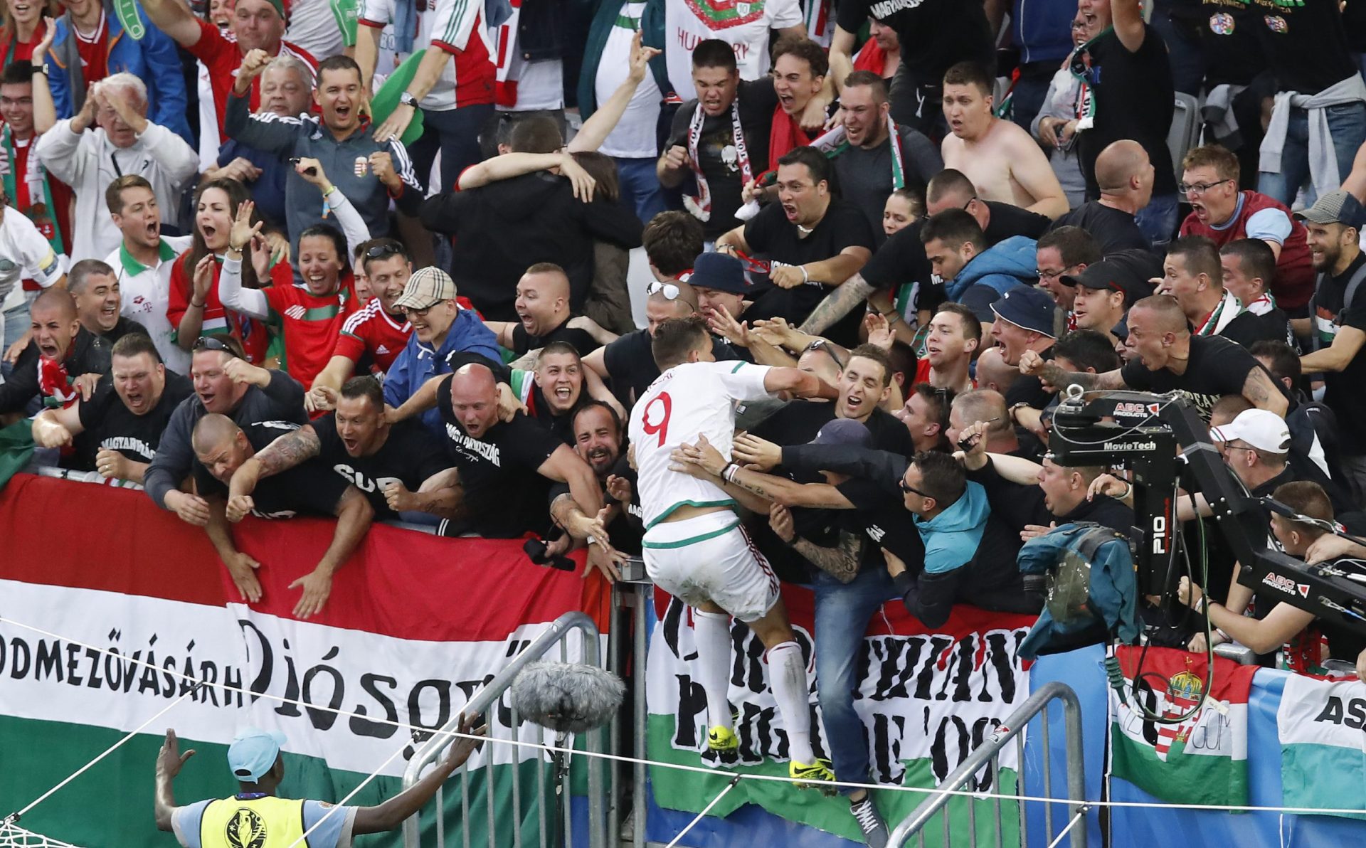 Euro’16: Hungria vence a Áustria