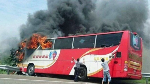 Acidente com autocarro faz 26 mortos em Taiwan