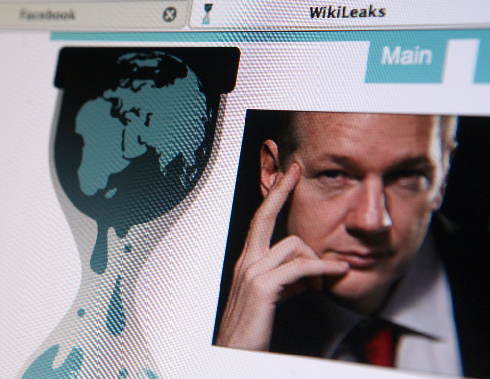 Assange será interrogado na embaixada do Equador por magistrado sueco