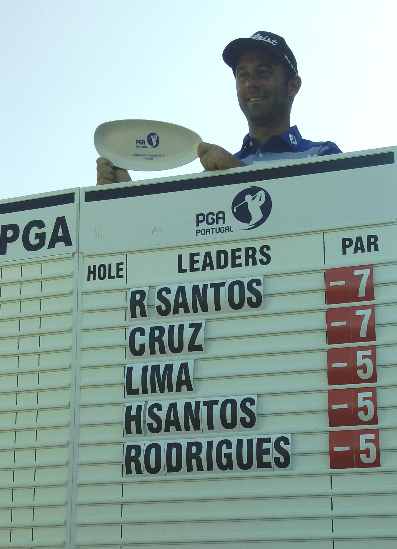 Ricardo Santos conquista segundo título de campeão nacional de golfe