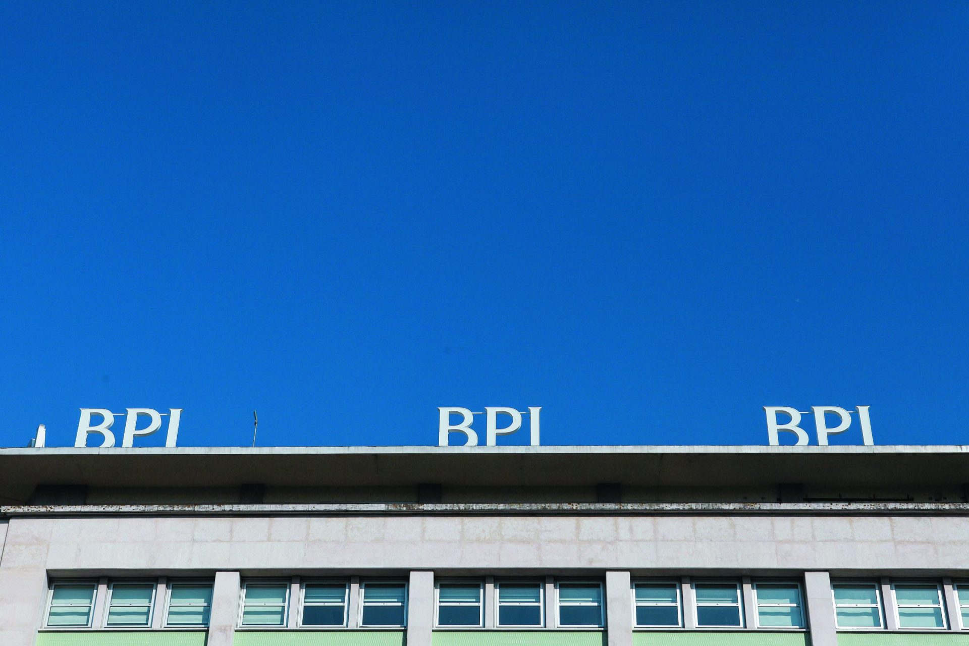 BPI fecha mais 25 balcões em Portugal
