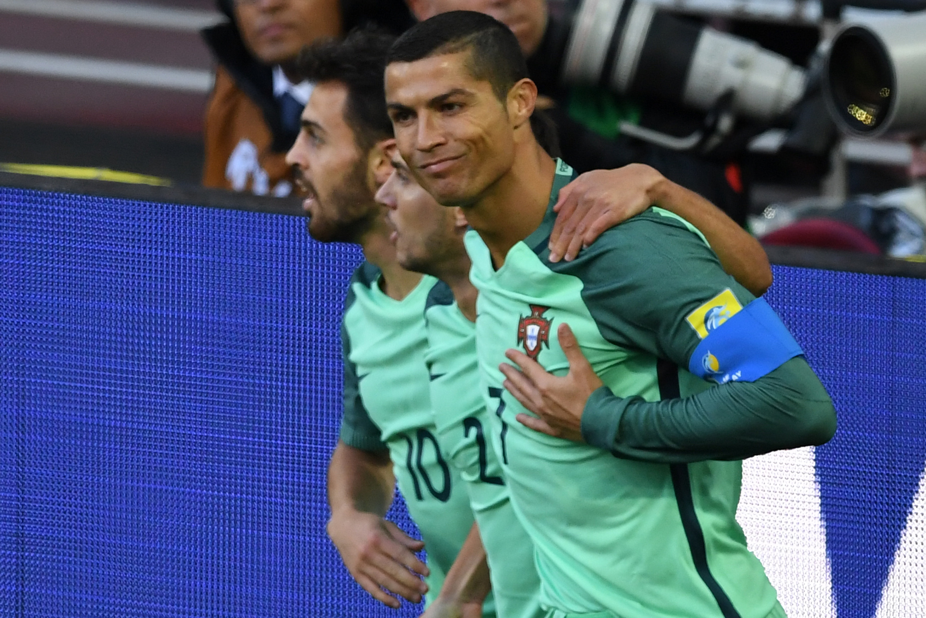 Portugal-Suíça: Santos muda cinco para a &#8220;final&#8221;
