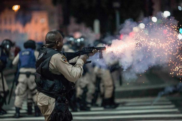 Brasil. Protesto de artistas terminou com bombas de gás da Polícia Militar