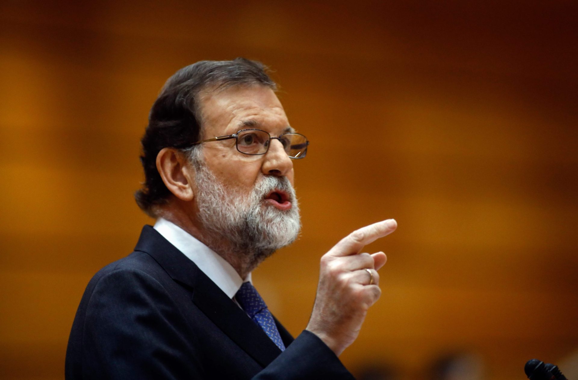 Mariano Rajoy pede &#8220;tranquilidade&#8221;