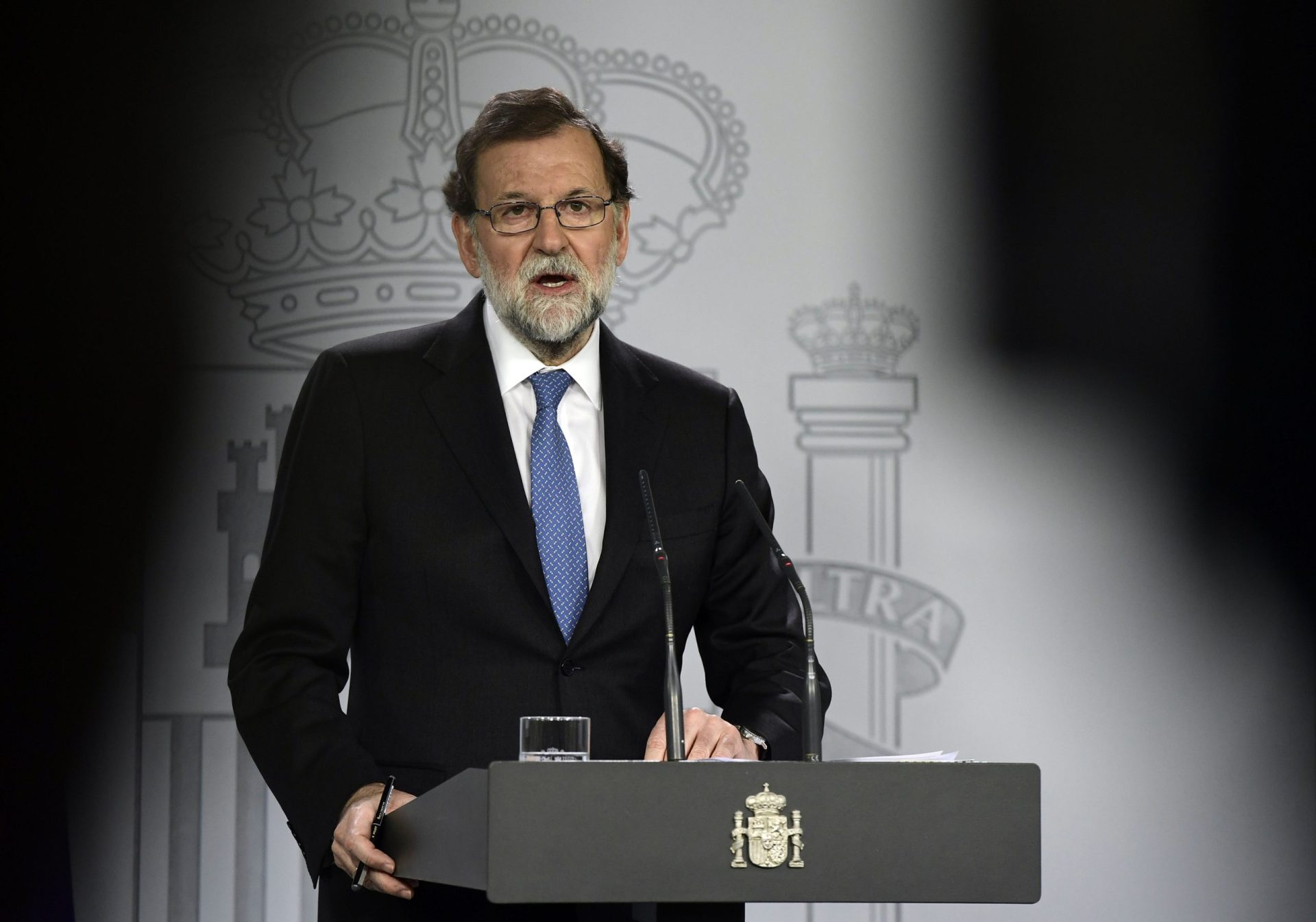 Rajoy dissolve parlamento e convoca eleições