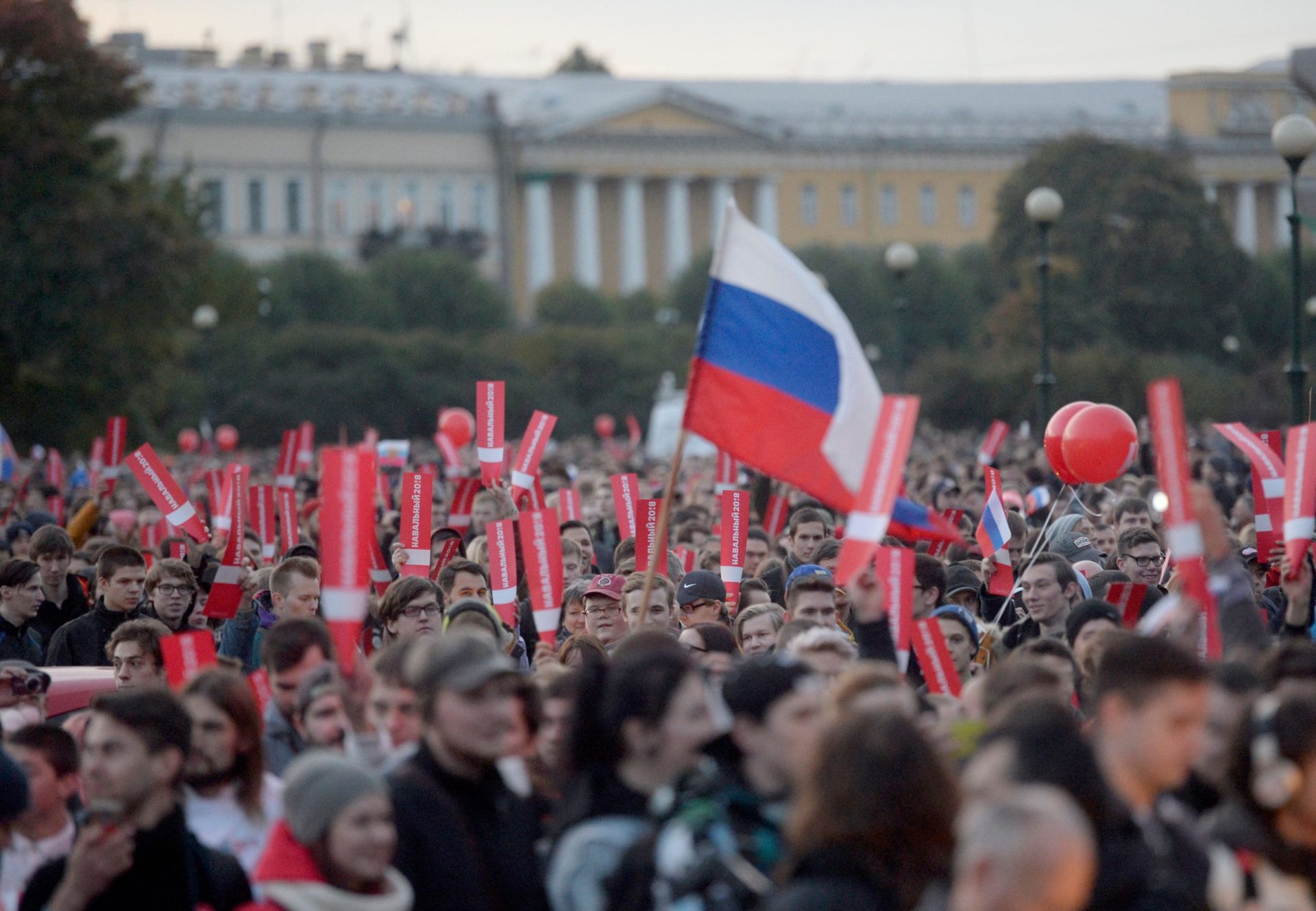 Rússia. Putin presenteado com manifestações em dia de aniversário