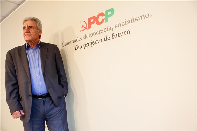 PCP considera &#8220;anti-democrática&#8221; a prisão dos membros do governo da Catalunha