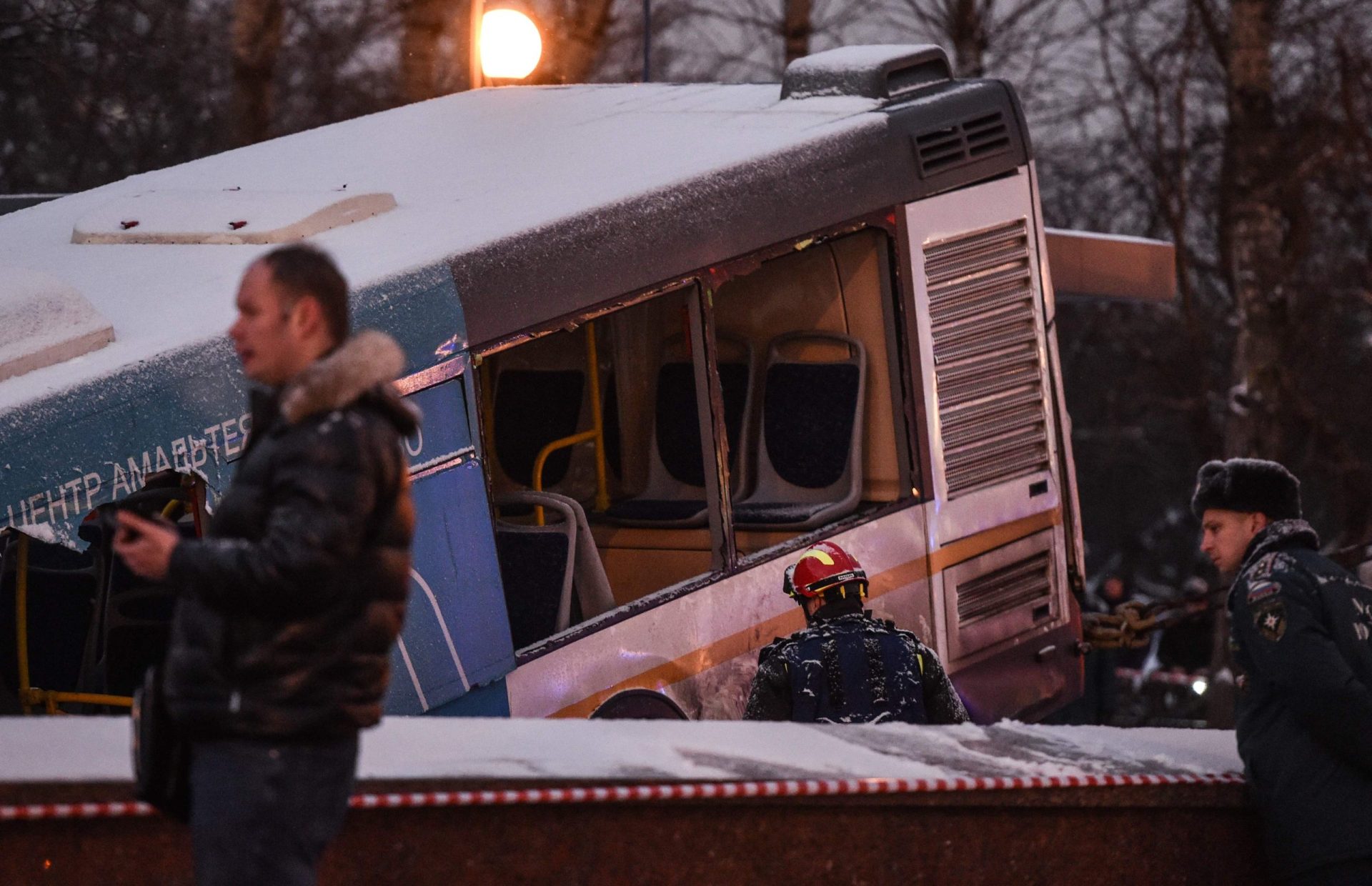 Moscovo. Vídeo mostra o momento em que o autocarro abalroou várias pessoas