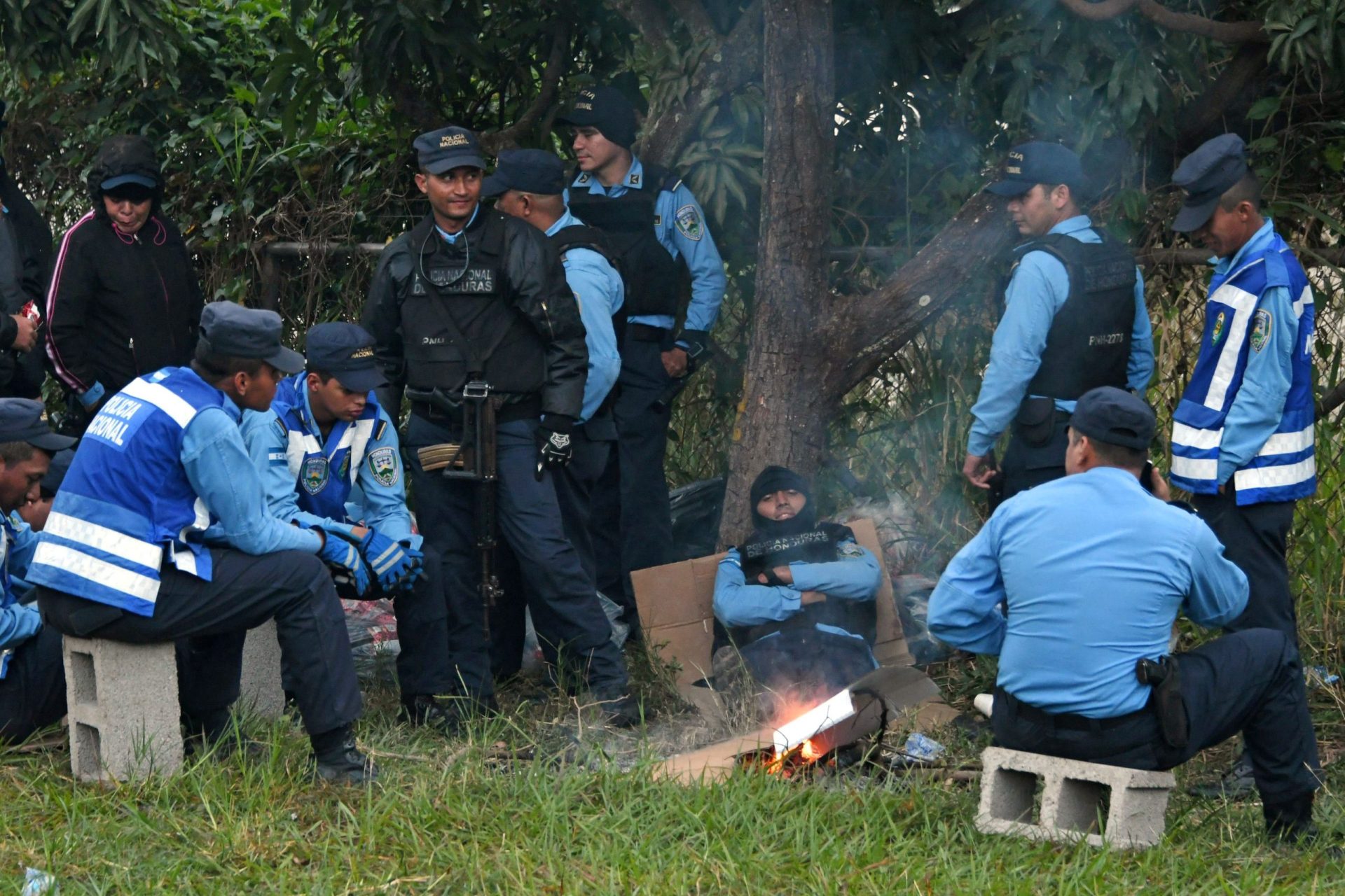 Honduras. Sem presidente oficializado, polícia recusa implementar recolher obrigatório