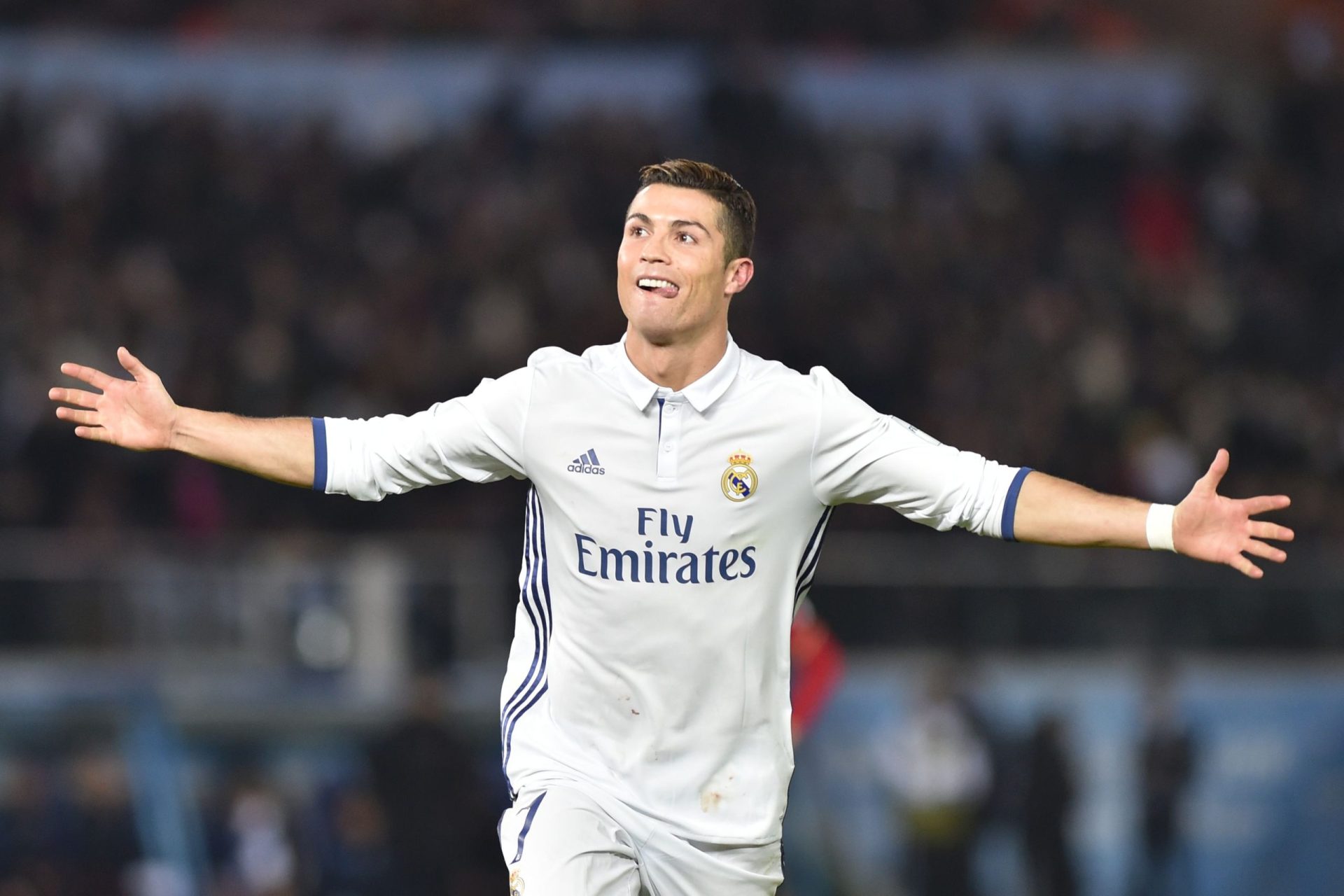 Ronaldo vai vencer o troféu da FIFA, diz a Marca