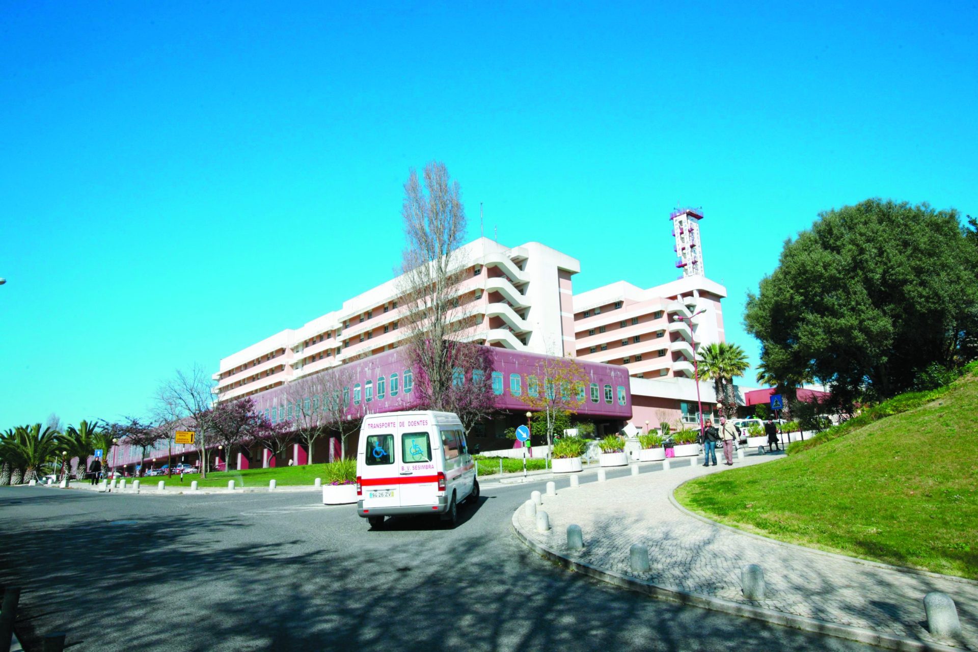 Piratas informáticos atacam hospital Garcia de Orta