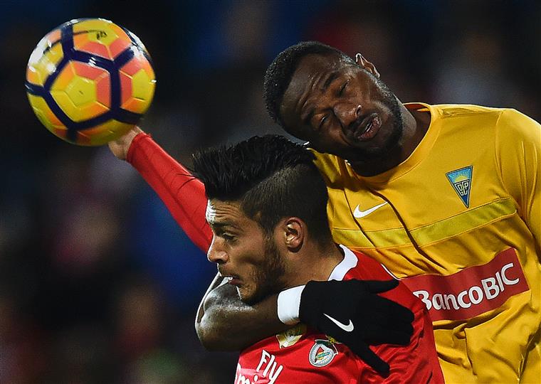 Estoril. Carmona sem medos: “Benfica ou Sporting? Vamos ganhar aos dois!”