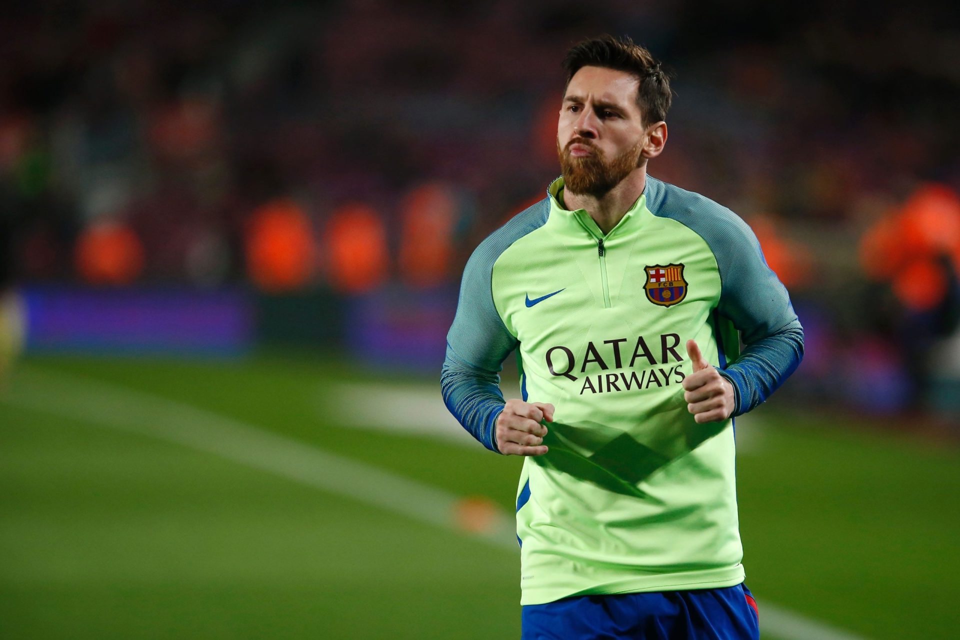 Messi resolve problemas com vizinhos de forma peculiar