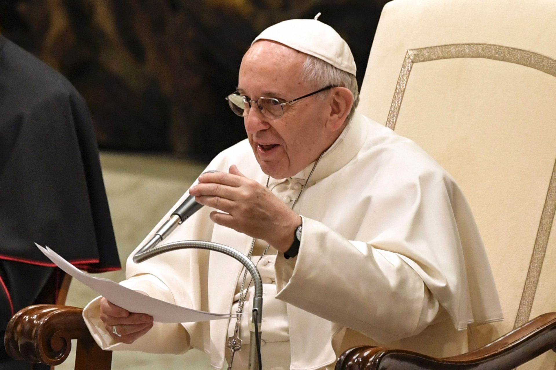 Papa Francisco admite que há corrupção no Vaticano