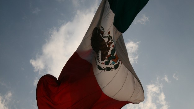 Mundial. México mais perto com golo de &#8220;dragão&#8221;, Costa Rica e EUA marcam passo (com vídeo)