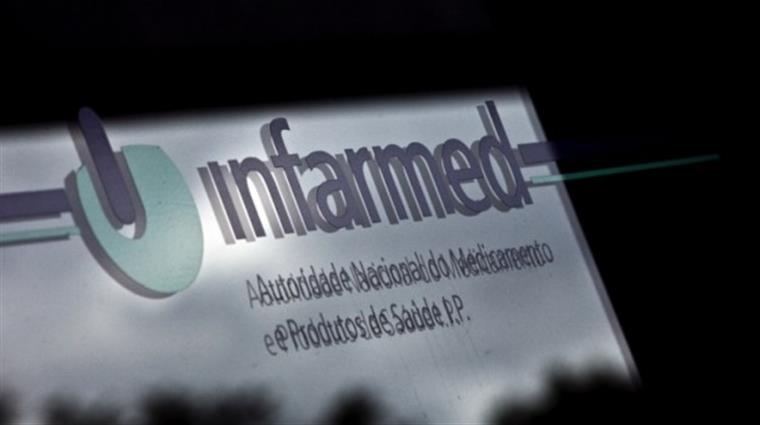 Ministério da Saúde recusou esclarecer substituição do presidente do Infarmed