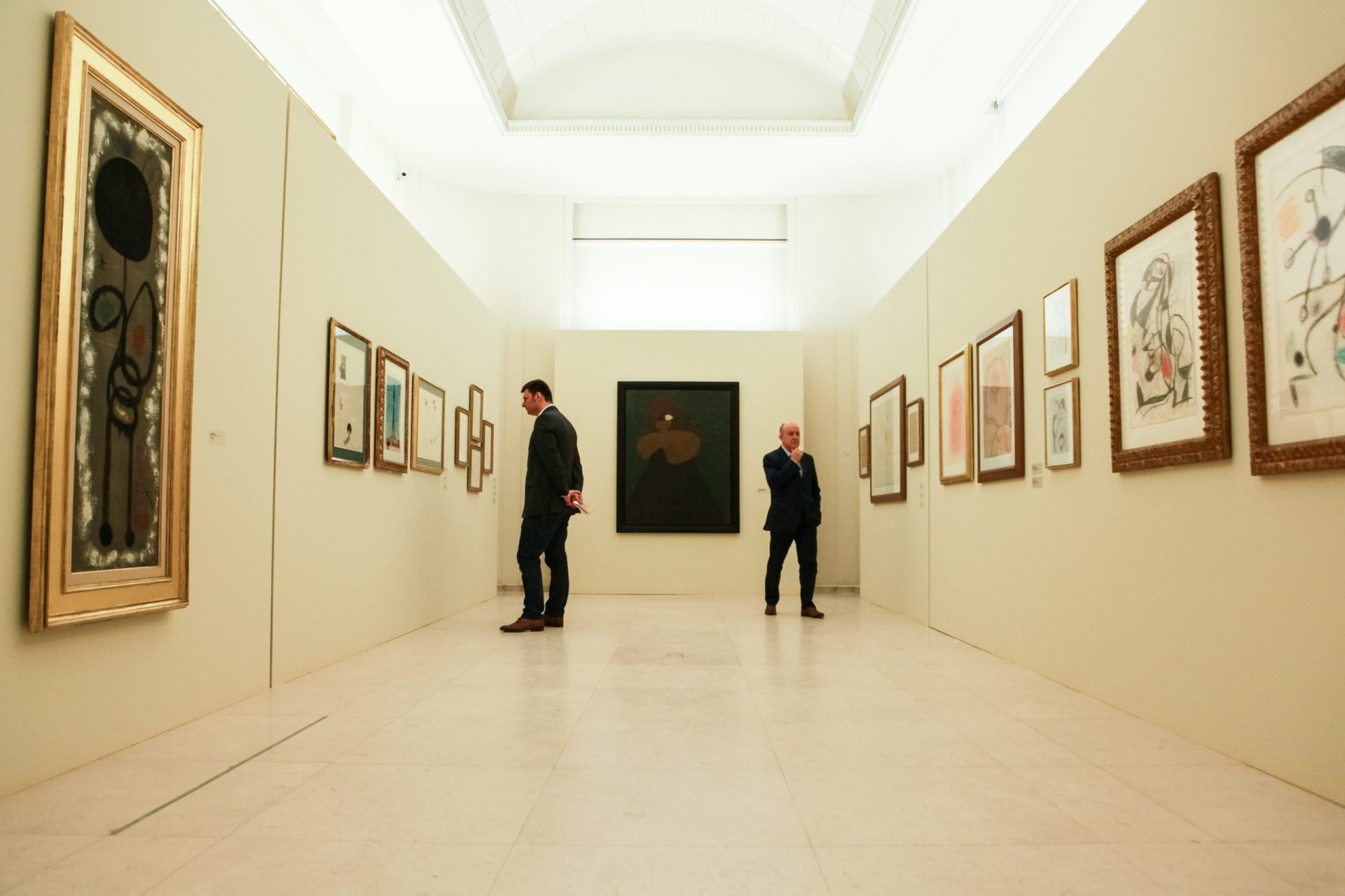 Quadros de Miró ficam em Portugal