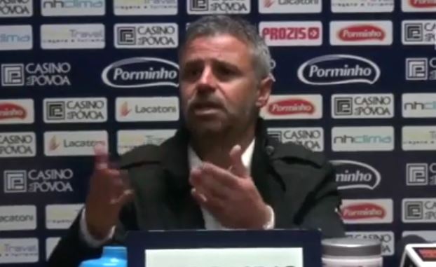 A insólita conferência de imprensa do treinador do Covilhã [vídeo]