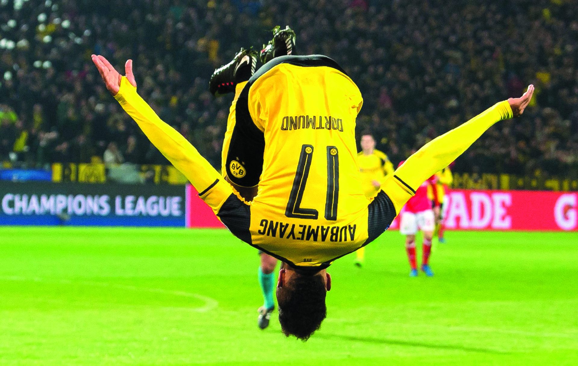 Dortmund-Benfica. O irresistível ferrolho, o réu Cervi… e a Champions foi de vela